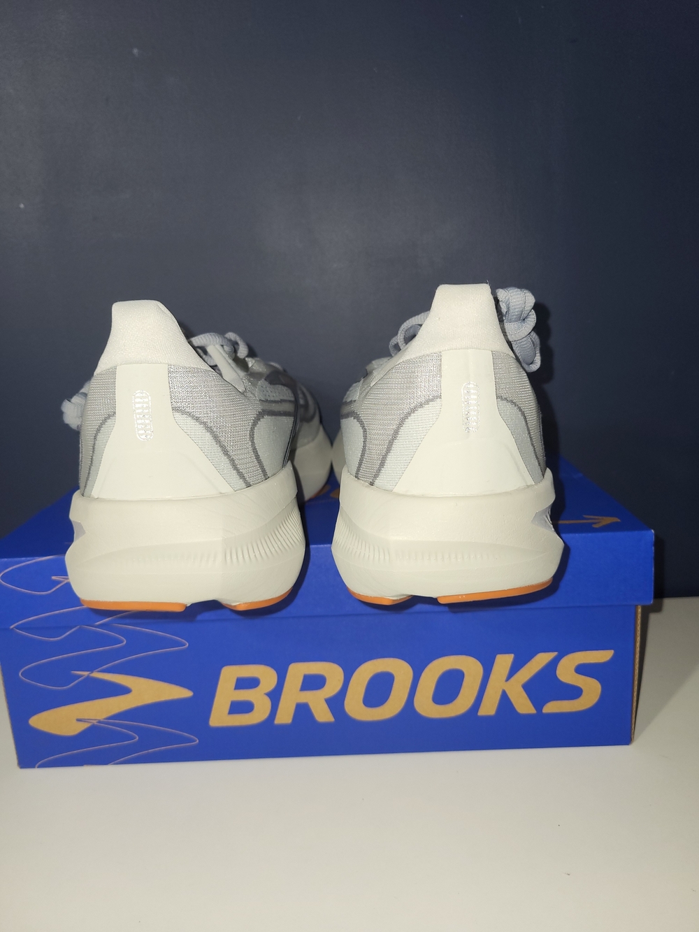 Brooks Revel 9 Mens Size 13 Athletic Running Sneaker Shoes - Picture 5 of 6